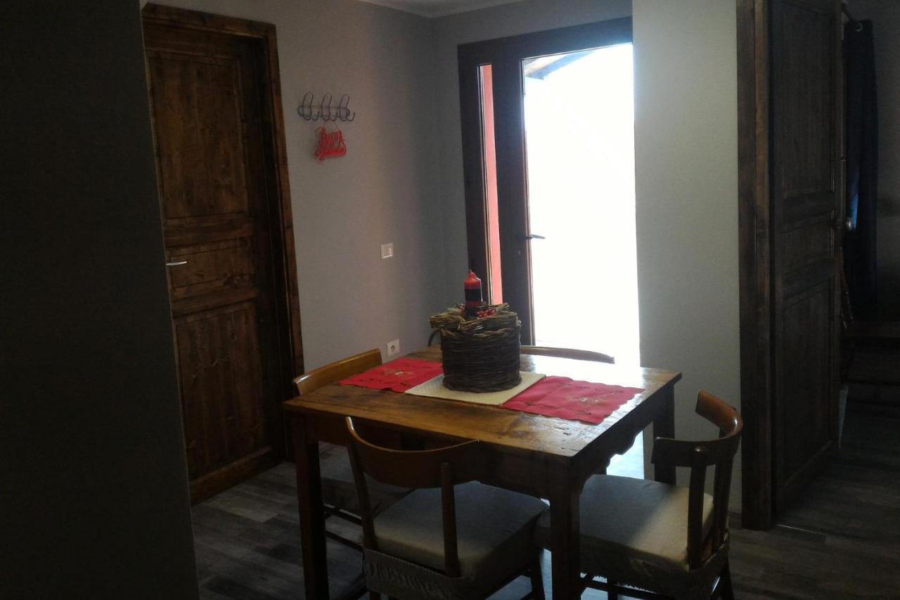 Corona Bed & Breakfast 사르다라 외부 사진