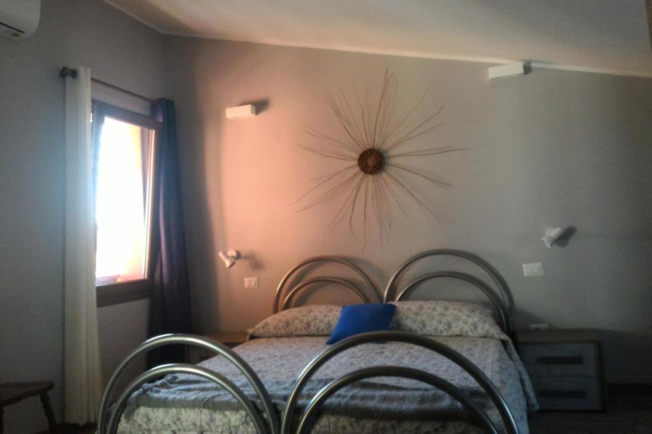 Corona Bed & Breakfast 사르다라 외부 사진