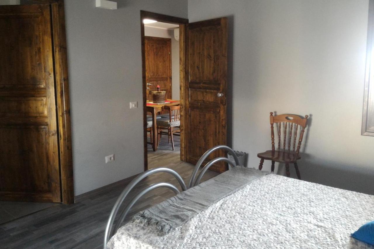 Corona Bed & Breakfast 사르다라 외부 사진